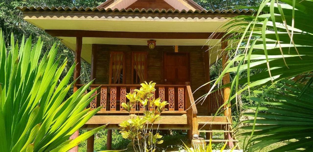 Koh Jum Coral Bay Resort Eksteriør bilde