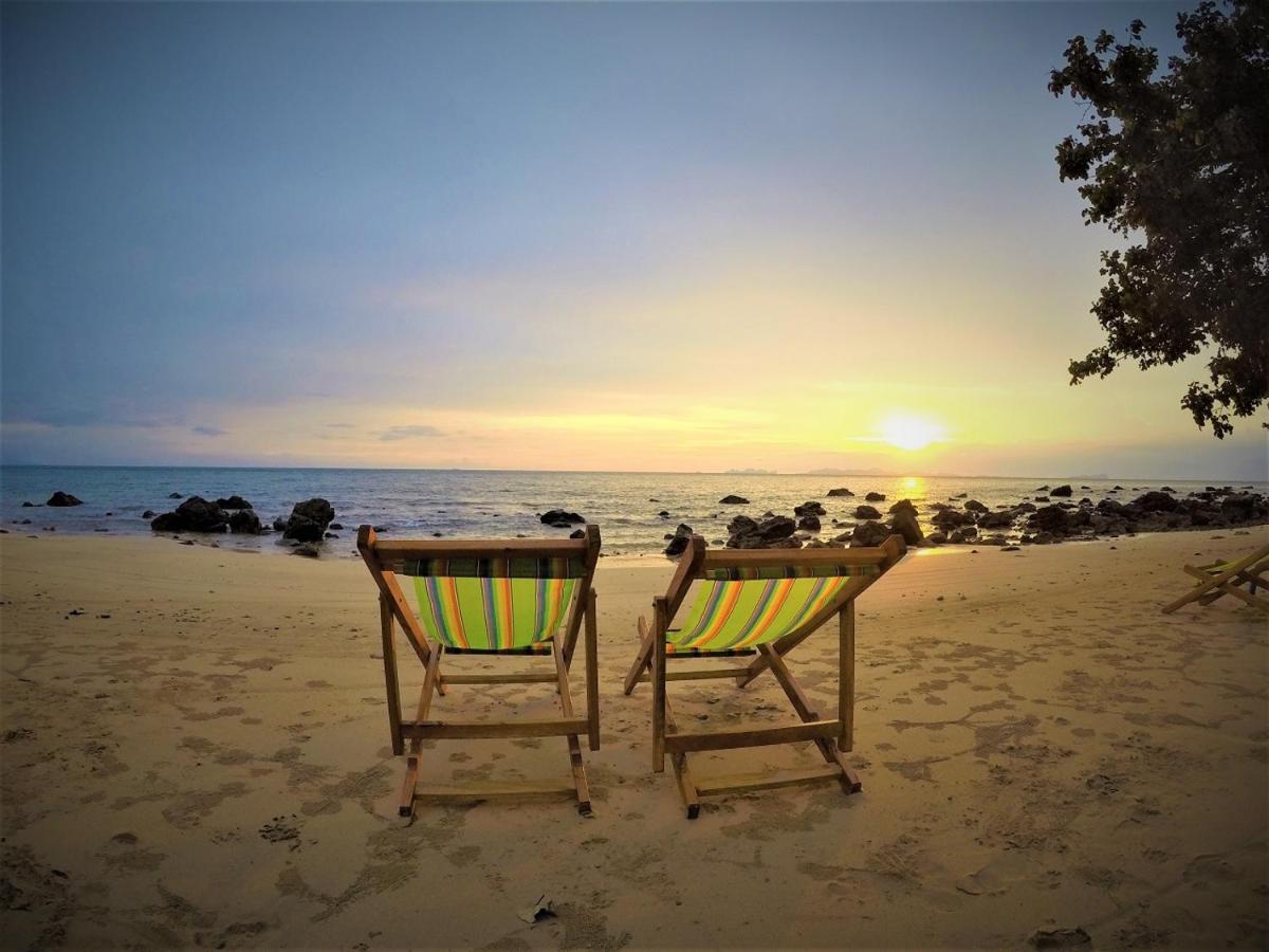 Koh Jum Coral Bay Resort Eksteriør bilde