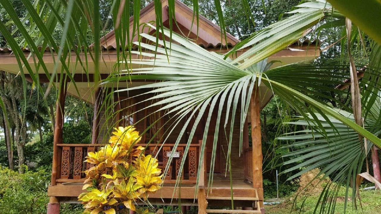 Koh Jum Coral Bay Resort Eksteriør bilde