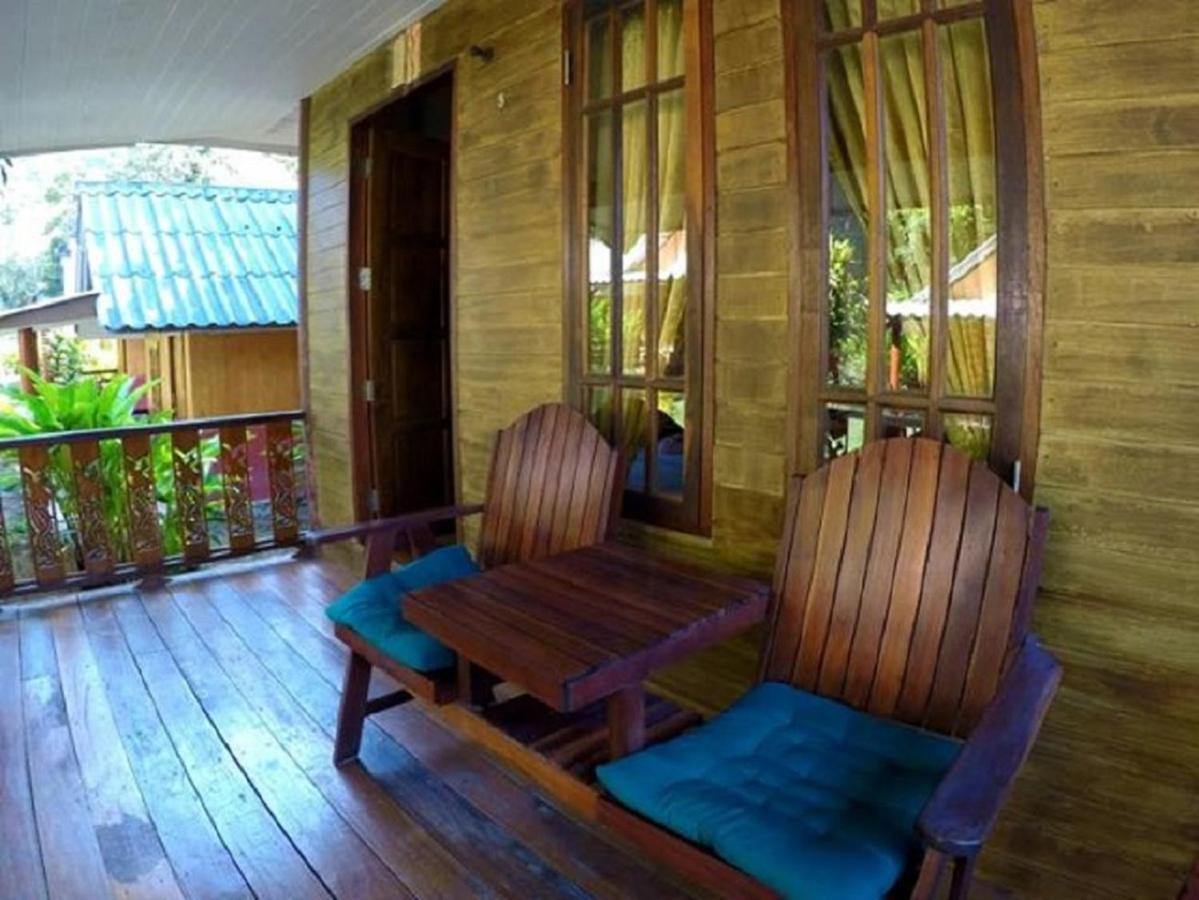 Koh Jum Coral Bay Resort Eksteriør bilde